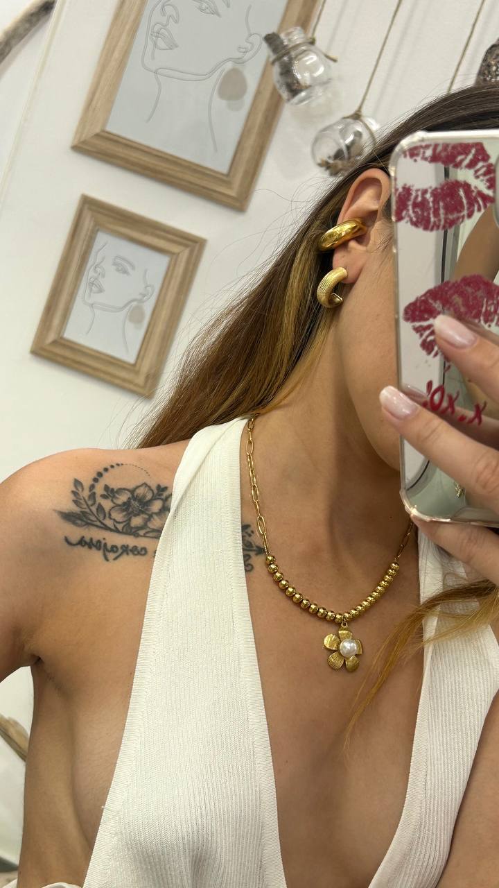 Collana in acciaio fiore