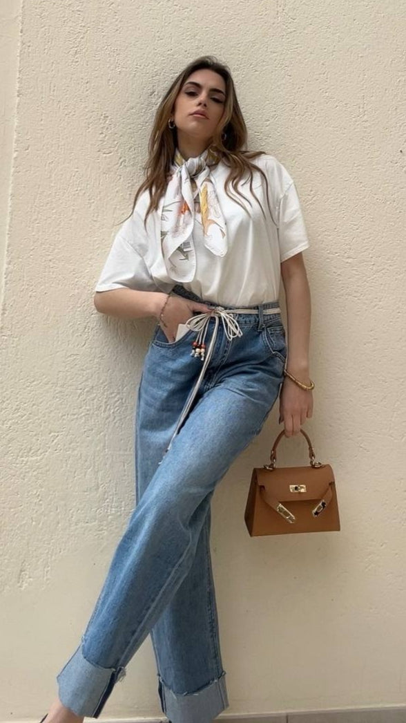 Jeans cuffed