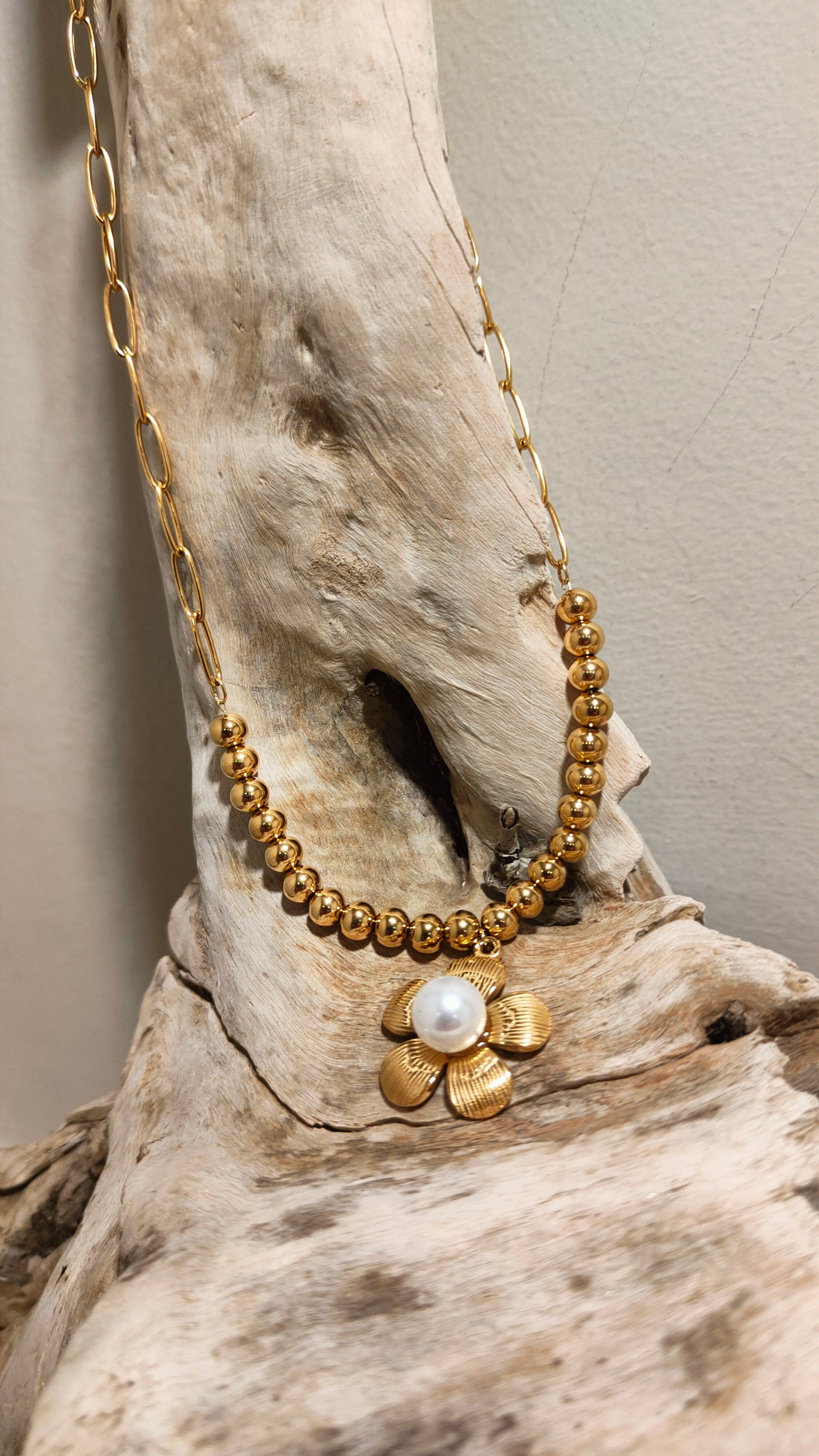 Collana in acciaio fiore
