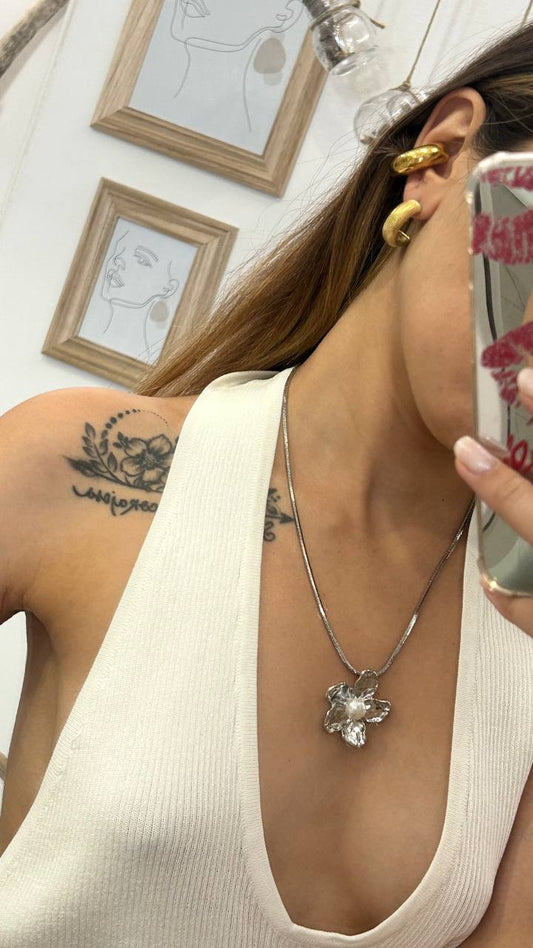 Collana in acciaio fiore